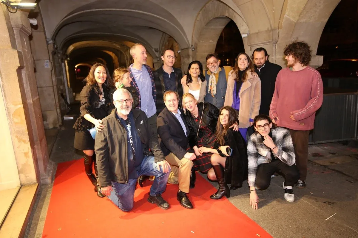 Paris Show - jonty hurwitz - yifat davidoff 1.jpg