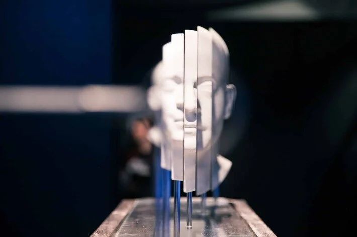 The Hurwitz Singularity by Jonty Hurwitz, as part of Illusion at Science Gallery Dublin.&amp;nbsp;Germany Premiere. Art power plant Leipzig presents the exhibition ILLUSION, curated by the Science Gallery, Trinity College.&amp;nbsp;