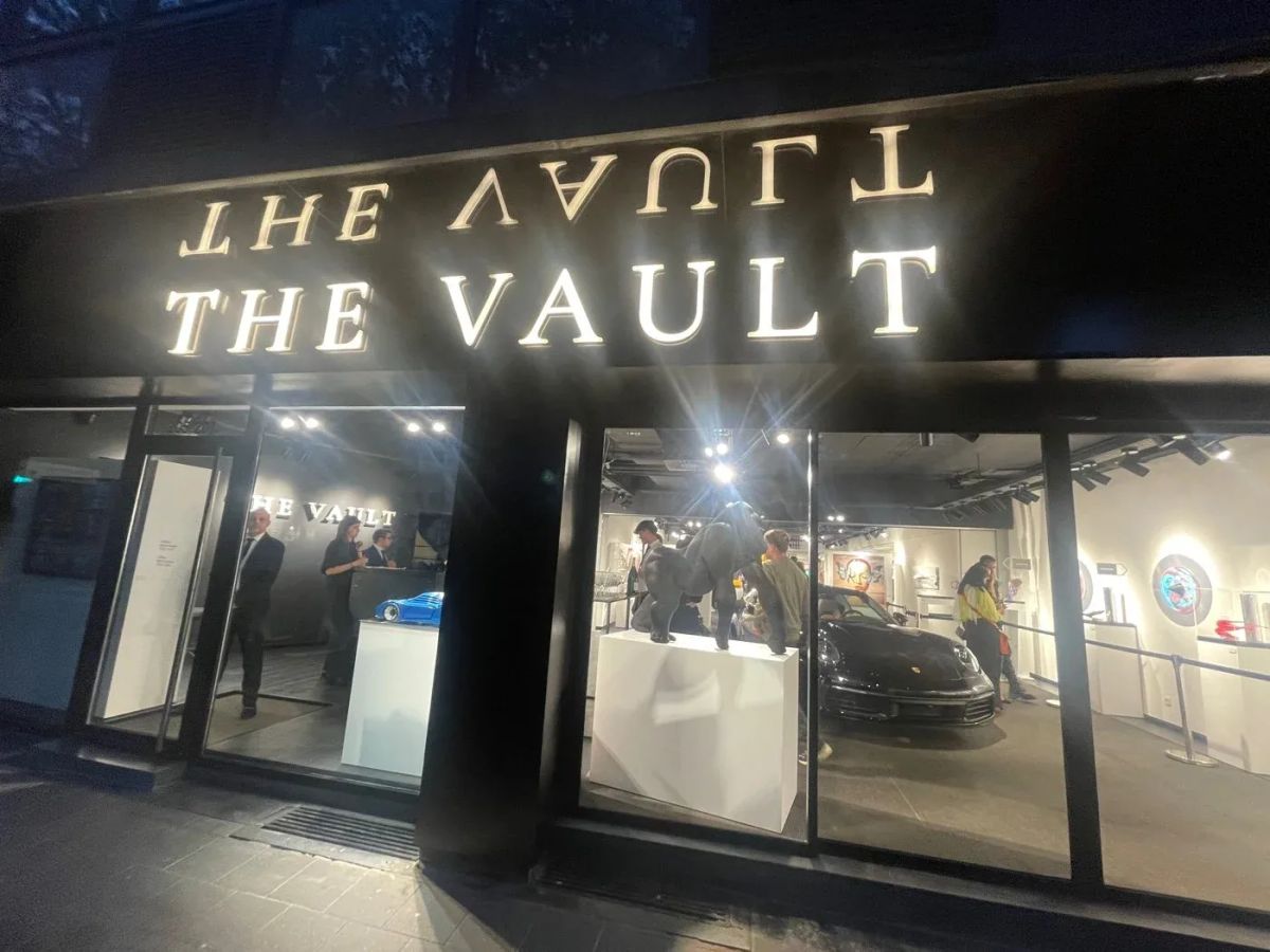 IMG_1301-Vault Gallery.jpg